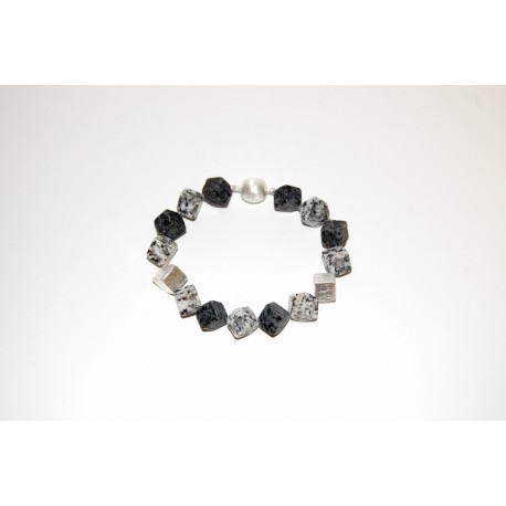 Granitwürfelarmband matt mit Silberteilen