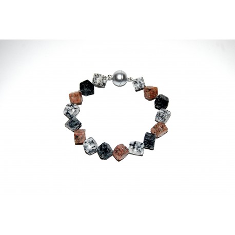 Granitwürfelarmband matt 8mm 